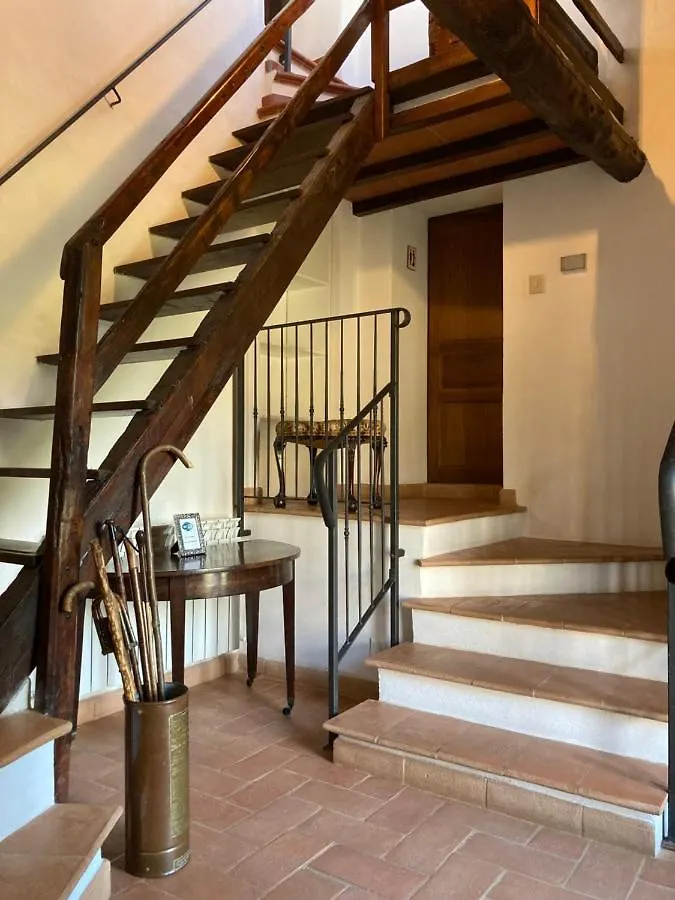 Farm stay Podere La Paolina Villa Montefollonico Italy