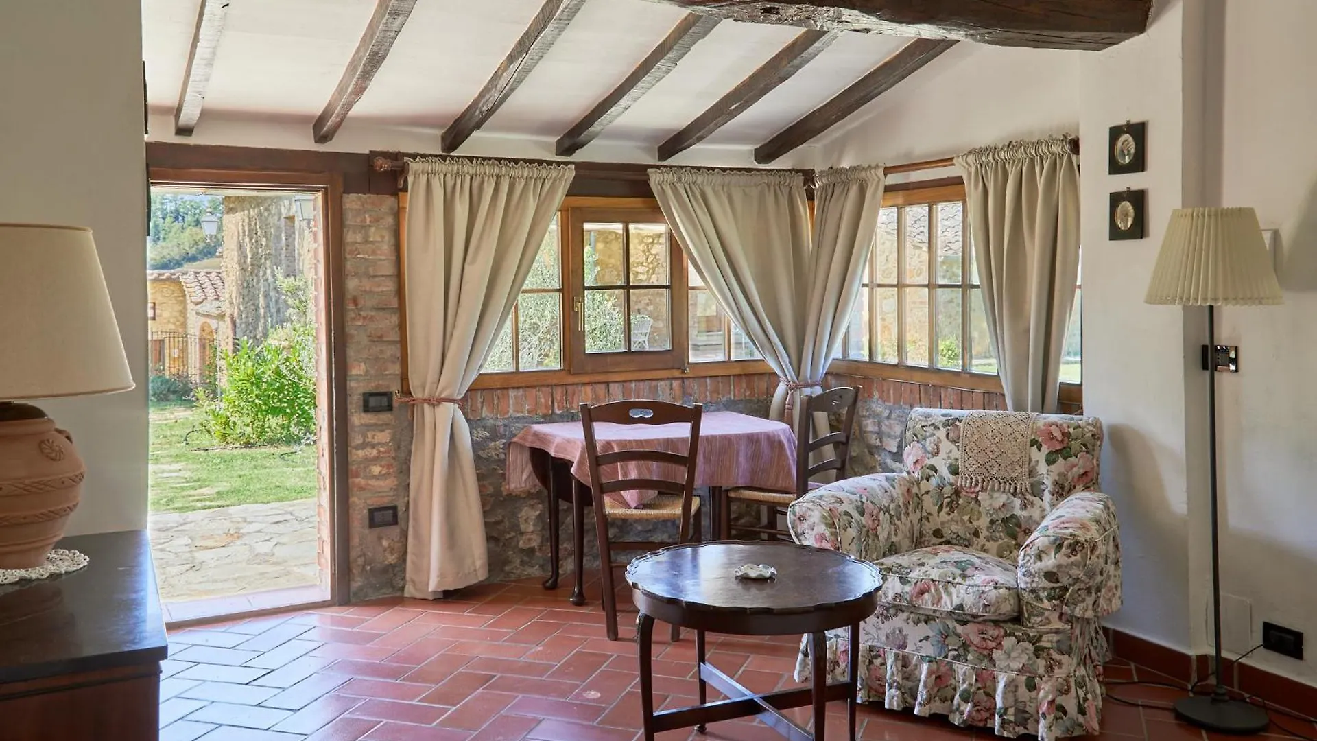 Podere La Paolina Villa Montefollonico Farm stay